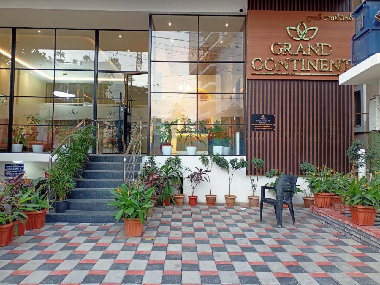 Grand Continent Hotel Gachibowli Near Us Consulate Exterior photo